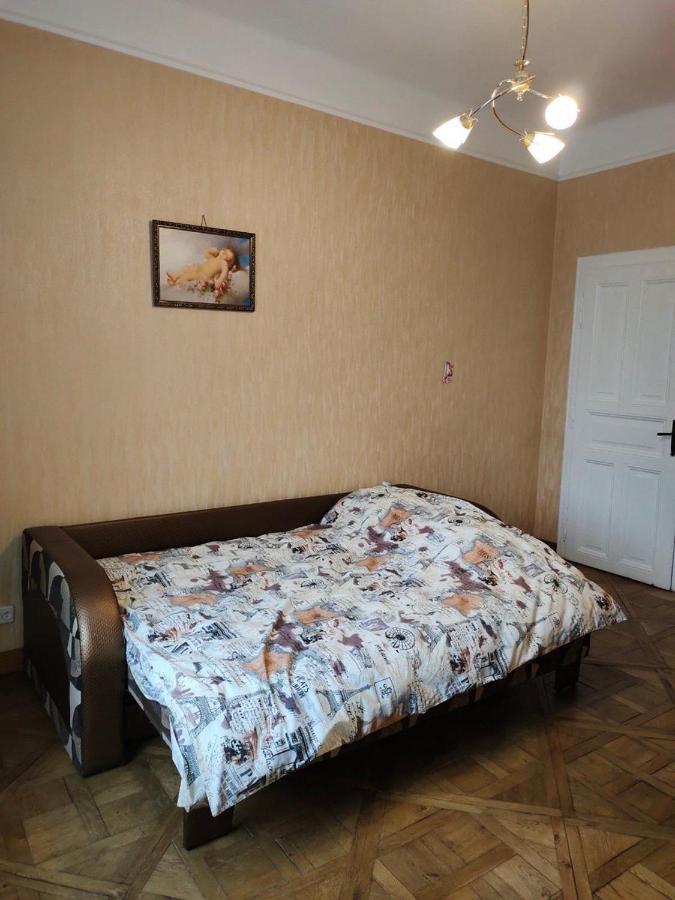 Rose Apartment Lviv Exterior photo
